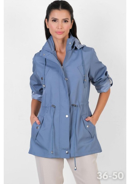 Goudot Kapüşonlu Mevsimlik Parka – Beli Büzgülü, Çıtçıt Detaylı İNDİGO