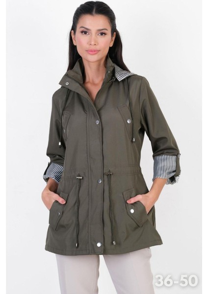 Goudot Kapüşonlu Mevsimlik Parka – Beli Büzgülü, Çıtçıt Detaylı HAKİ