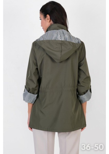 Goudot Kapüşonlu Mevsimlik Parka – Beli Büzgülü, Çıtçıt Detaylı HAKİ