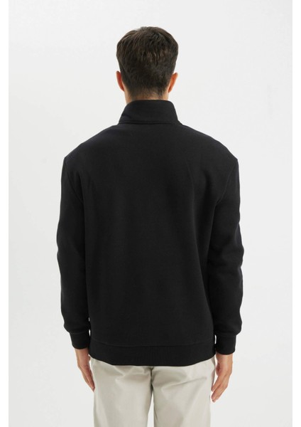 Comfort Regular Fit Rahat Kalıp Fermuarlı Dik Yaka Basic Düz Sweatshirt X7405AZ24AU