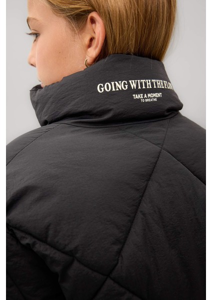 Kız Çocuk Su Geçirmez Şişme Mont Dik Yaka Cepli Fermuarlı C6335A824AU