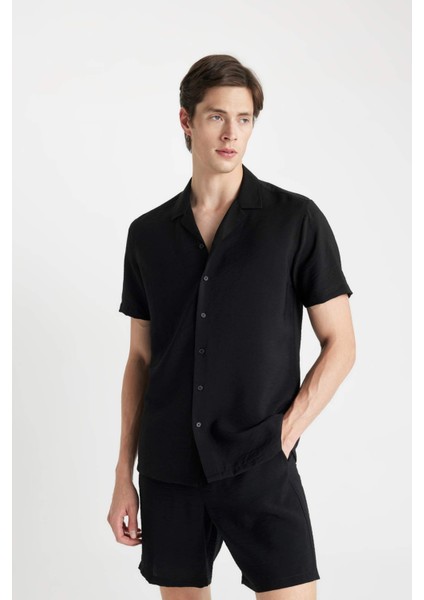 Modern Fit Yazlık Polo Yaka Basic Düz Aerobin Kısa Kollu Siyah Gömlek V8406AZ24SM
