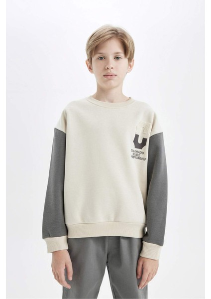 Erkek Çocuk Oversize Geniş Kalıp Bisiklet Yaka Sırt Baskılı Sweatshirt C9808A824WN