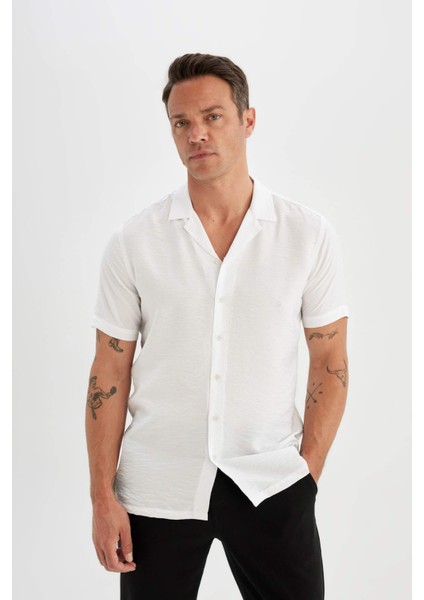 Modern Fit Yazlık Polo Yaka Basic Düz Aerobin Kısa Kollu Beyaz Gömlek V8406AZ24SM