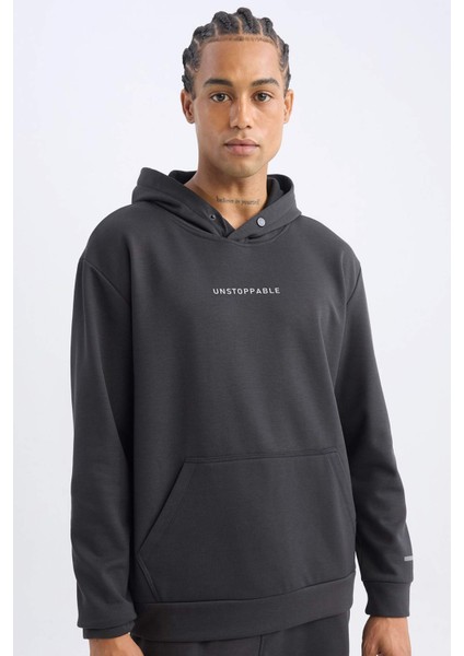Fit Standart Fit Kapüşonlu Arma Baskılı Kanguru Cepli Skuba Dalgıç Kumaş Sporcu Sweatshirt D1892AX24AU