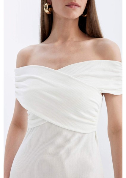 Bodycon Vücudu Saran Omuzu Açık Fitilli Kaşkorse Kolsuz Midi Abiye Elbise D1827AX24HS