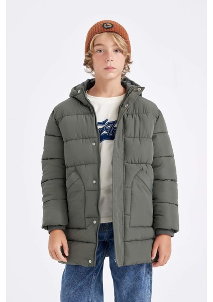 Erkek Çocuk Su İtici Kapüşonlu Fermuarlı Çıtçıt Kapamalı Cepli Parka