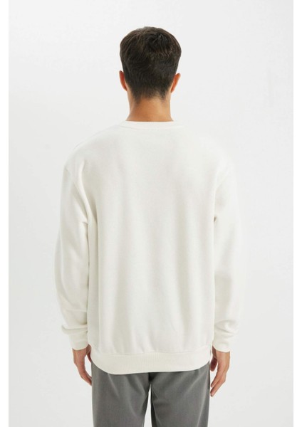 Oversize Geniş Kalıp Bisiklet Yaka Kalın Basic Düz Sweatshirt T5139AZ24AU