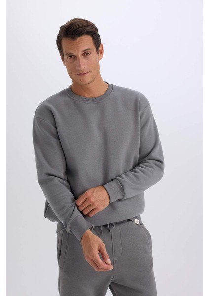 Oversize Geniş Kalıp Bisiklet Yaka Kalın Basic Düz Sweatshirt T5139AZ24AU