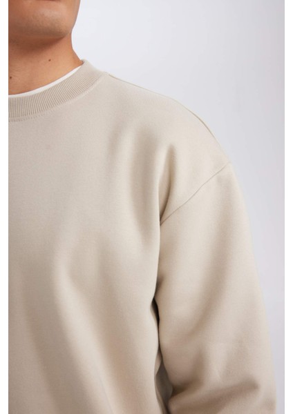 Oversize Geniş Kalıp Bisiklet Yaka Kalın Basic Düz Sweatshirt T5139AZ24AU