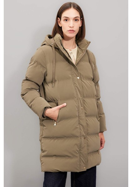 Su Geçirmez Uzun Şişme Mont Parka Kapüşonlu Fermuarlı Çıtçıtlı Cepli C3849AX24WN