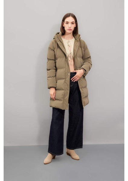 Su Geçirmez Uzun Şişme Mont Parka Kapüşonlu Fermuarlı Çıtçıtlı Cepli C3849AX24WN