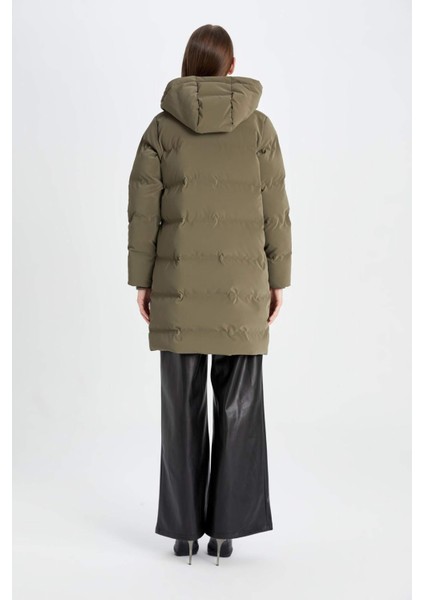 Su Geçirmez Uzun Şişme Mont Parka Kapüşonlu Fermuarlı Çıtçıtlı Cepli C3849AX24WN