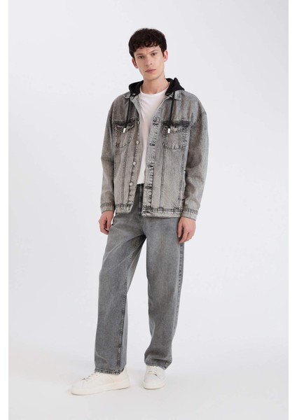 %100 Pamuk Oversize Geniş Kalıp Kapüşonlu Düğmeli Mevsimlik Baharlık Denim Ceket D0416AX24AU