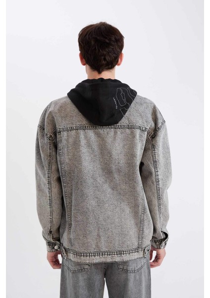 %100 Pamuk Oversize Geniş Kalıp Kapüşonlu Düğmeli Mevsimlik Baharlık Denim Ceket D0416AX24AU