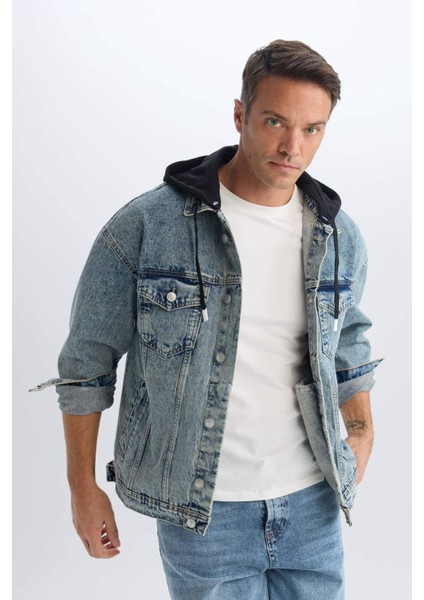 %100 Pamuk Oversize Geniş Kalıp Kapüşonlu Düğmeli Mevsimlik Baharlık Denim Ceket D0417AX24AU
