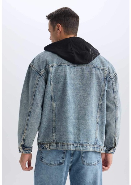 %100 Pamuk Oversize Geniş Kalıp Kapüşonlu Düğmeli Mevsimlik Baharlık Denim Ceket D0417AX24AU