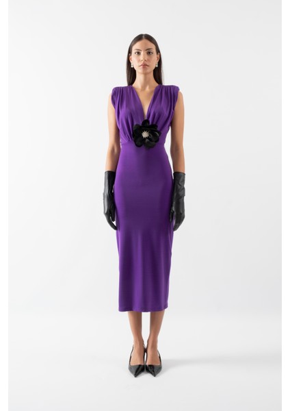 Ormisde Omuzları Büzgülü V Yaka Gül Detaylı Kısa Abiye Elbise Mor fiyatları