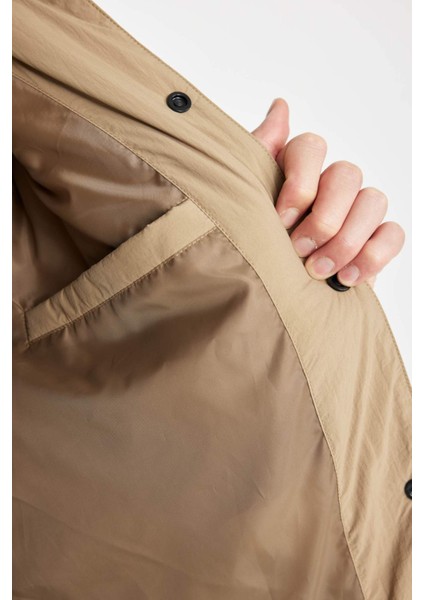 Su İtici Slim Fit Dar Kesim Gömlek Yaka Çıtçıtlı Cepli Şişme Mont D1230AX24WN