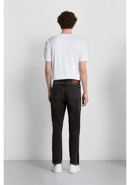 90's Slim Fit Dar Kalıp Yüksek Bel Dar Paça Jean Pantolon D1814AX24WN