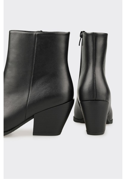 Siyah Deri Kadın Western Bot fırsatları