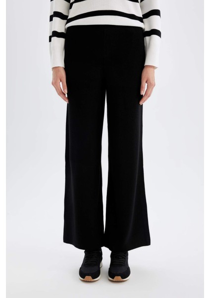 Triko Pantolon Flare Fit Geniş Paça Basic Düz Beli Lastikli T8004AZ24WN
