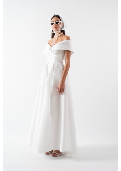 Rinetto Madonna Yaka Kloş Uzun Abiye Elbise Beyaz modelleri