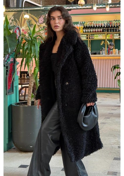 Siyah Düğmeli Peluş Uzun Kaban MG2516 modelleri