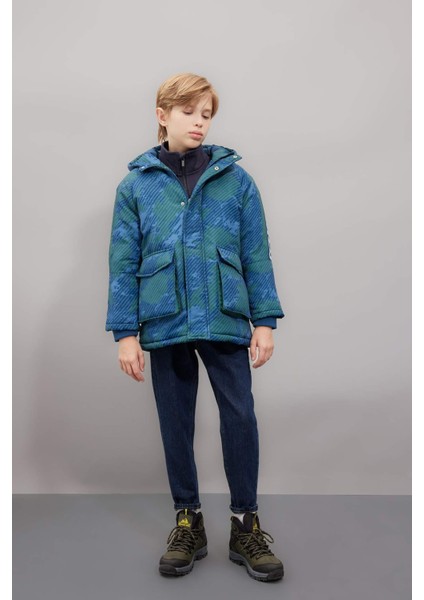 Erkek Çocuk Su Geçirmez Kapüşonlu Fermuarlı Çıtçıtlı Cepli Mont Parka C5521A824WN