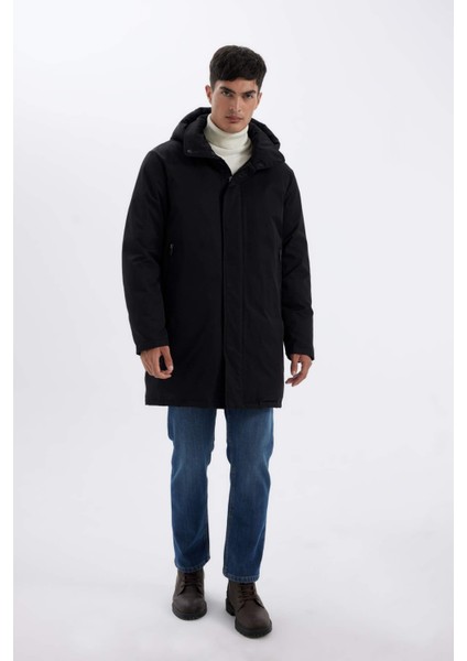 Su İtici Regular Fit Kapuşonlu Cepli Astarlı Uzun Şişme Mont D1231AX24WN
