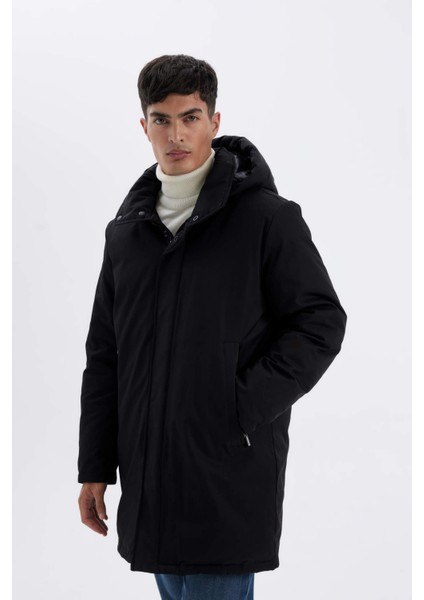 Su İtici Regular Fit Kapuşonlu Cepli Astarlı Uzun Şişme Mont D1231AX24WN