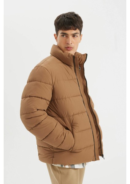 Su İtici Rüzgar Geçirmez Slim Fit Dar Kesim Dik Yaka Astarlı Fermuarlı Cepli Kışlık Şişme Mont D1415AX24WN