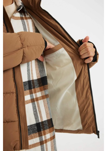 Su İtici Rüzgar Geçirmez Slim Fit Dar Kesim Dik Yaka Astarlı Fermuarlı Cepli Kışlık Şişme Mont D1415AX24WN