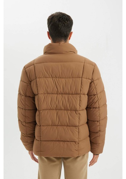 Su İtici Rüzgar Geçirmez Slim Fit Dar Kesim Dik Yaka Astarlı Fermuarlı Cepli Kışlık Şişme Mont D1415AX24WN