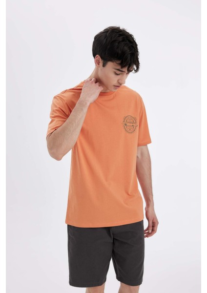 New Regular Fit Bisiklet Yaka Baskılı Kısa Kollu Tişört