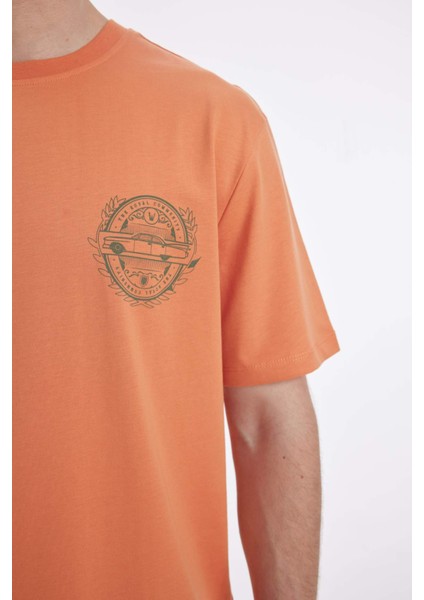 New Regular Fit Bisiklet Yaka Baskılı Kısa Kollu Tişört