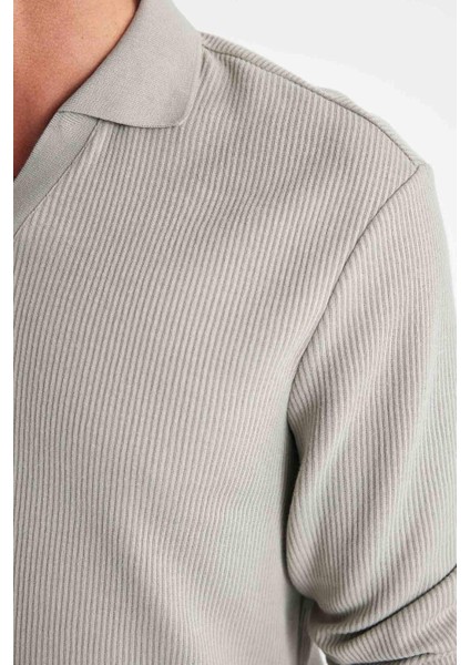 Açık Haki Regular Fit Polo Yaka Jakarlı Triko Sweatshirt A9785AX24AU