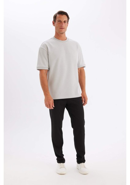 Oversize Geniş Kalıp Bisiklet Yaka Basic Düz Kısa Kollu Ağır Kumaş Tişört B6494AX24AU