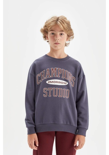 Erkek Çocuk Oversize Geniş Kalıp Bisiklet Yaka Yazı Baskılı Okul Sweatshirt D0983A824AU