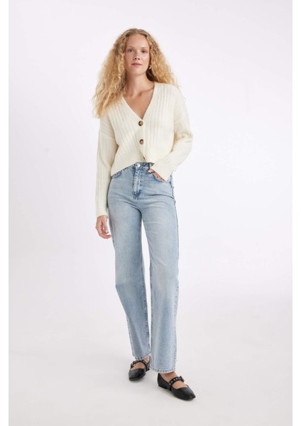 Regular Fit V Yaka Basic Düz Düğmeli Triko Hırka R1389AZ24WN