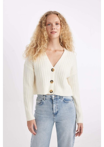 Regular Fit V Yaka Basic Düz Düğmeli Triko Hırka R1389AZ24WN