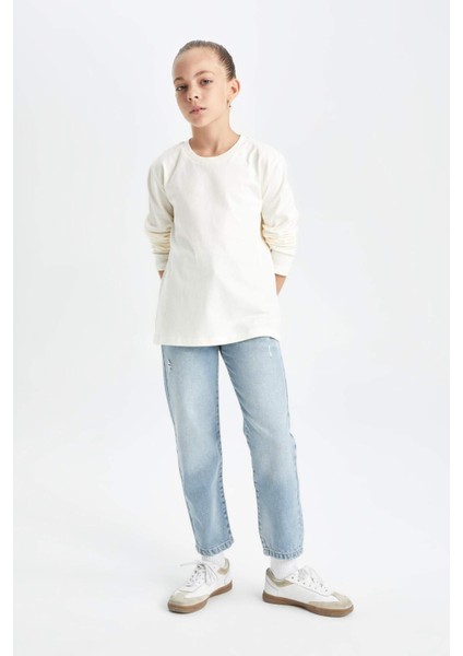 Kız Çocuk Mom Fit Yırtık Detaylı Dar Paça Cepli Jean Pantolon C8532A824AU