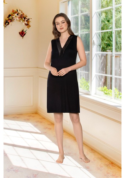 Kadın Siyah Süper Yumuşak Örme Viskon Geniş Askılı Gecelik