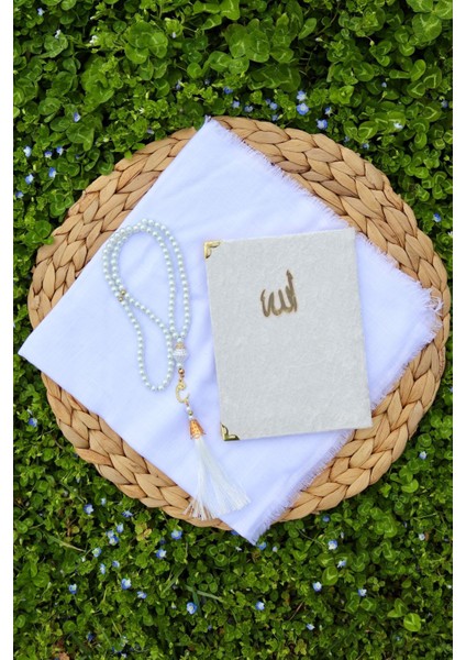 20 Adet Eşarplı Yasin Hediyelik Mevlid Seti Y201 Beyaz fırsatları