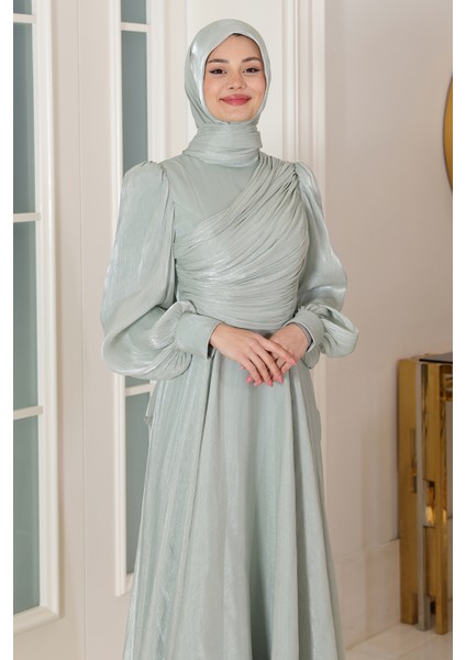 Omuz Detaylı Bahar Tesettür Büyük Abiye modelleri