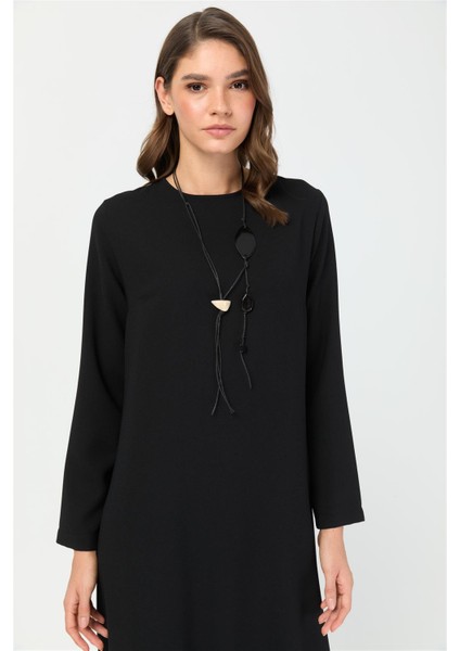 Rahat Kesim Kolyeli Elbise Siyah fırsatları