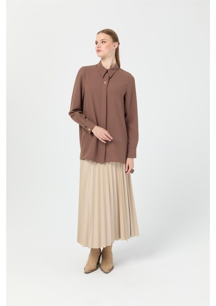 Aksesuar Detaylı Gömlek Taba fırsatları