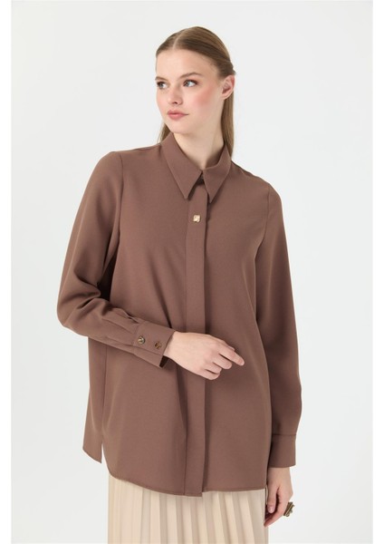 Aksesuar Detaylı Gömlek Taba indirimleri