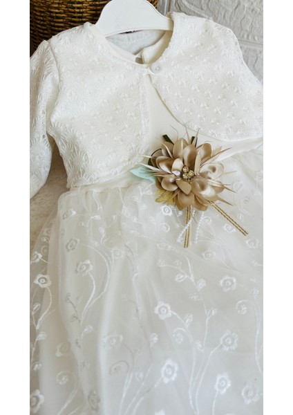 Kız Bebeklere Özel Günler Için Üretilmiş 2 Farklı Renkte Abiye Elbise