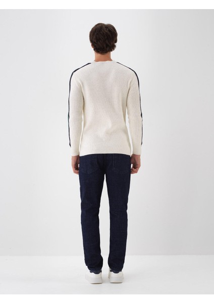 Erkek Lacivert Pamuk Dokulu Slim Fit Denim Pantolon modelleri